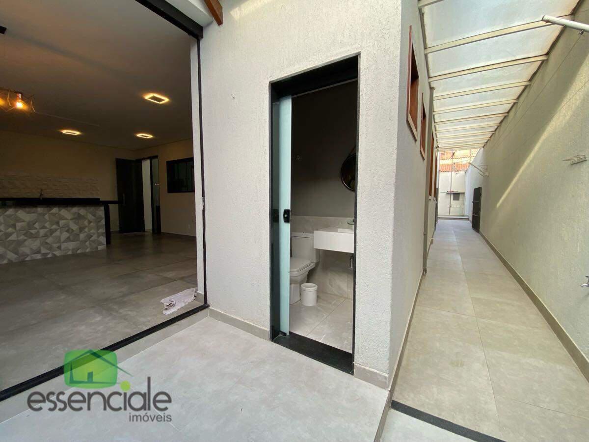 Casa, Conjunto Água Branca, 3 Quartos, 4 Vagas, 1 Suíte