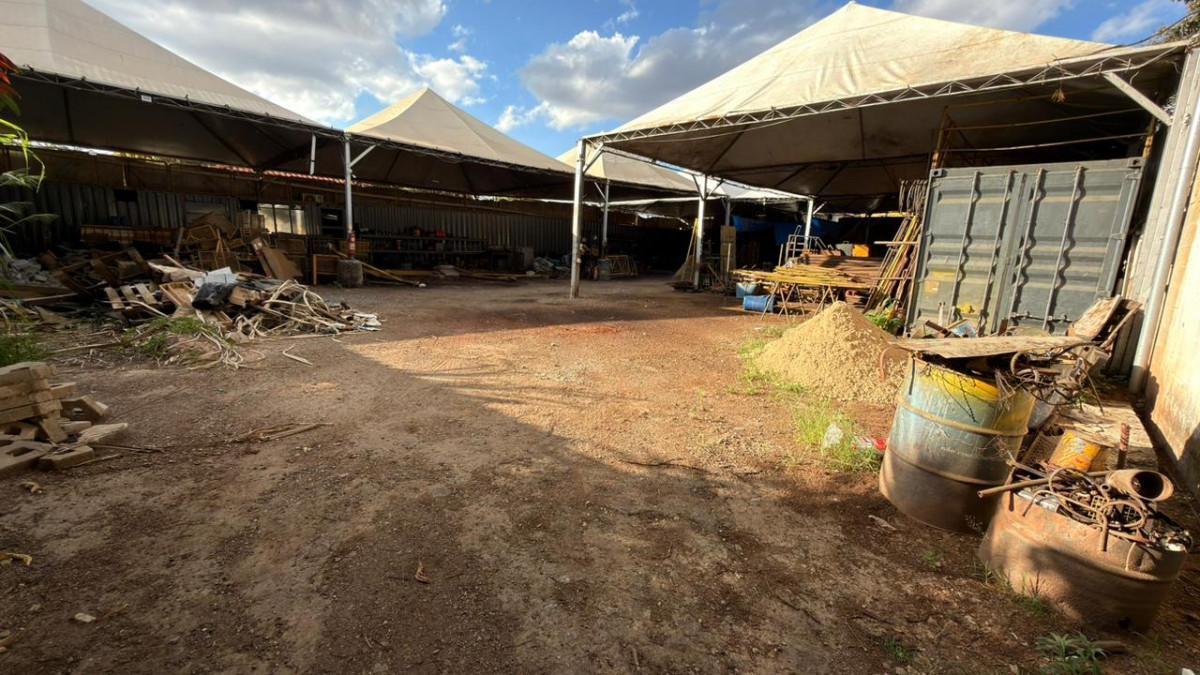 Lote, Bandeirantes (pampulha), 0 Quarto, 0 Vaga
