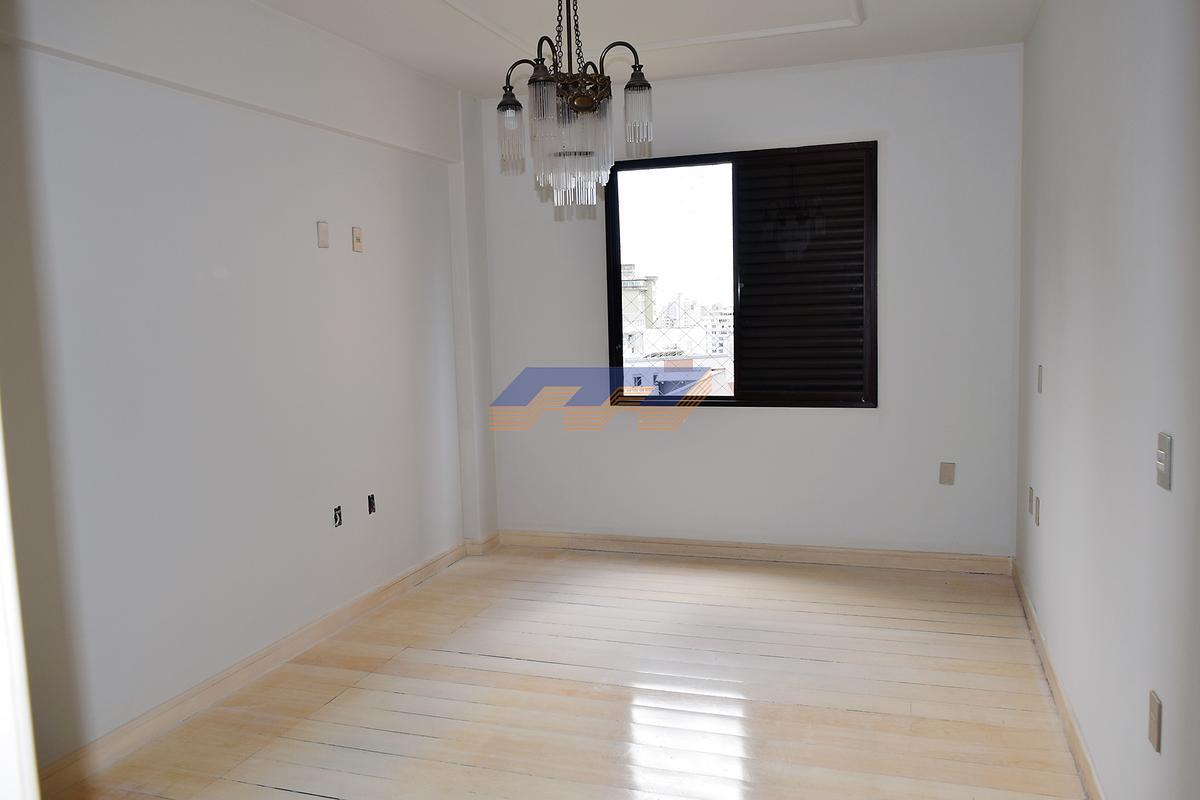 Apartamento, Sion, 4 Quartos, 3 Vagas, 1 Suíte