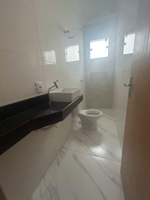 Casa, Vila Cristina, 3 Quartos, 2 Vagas, 1 Suíte