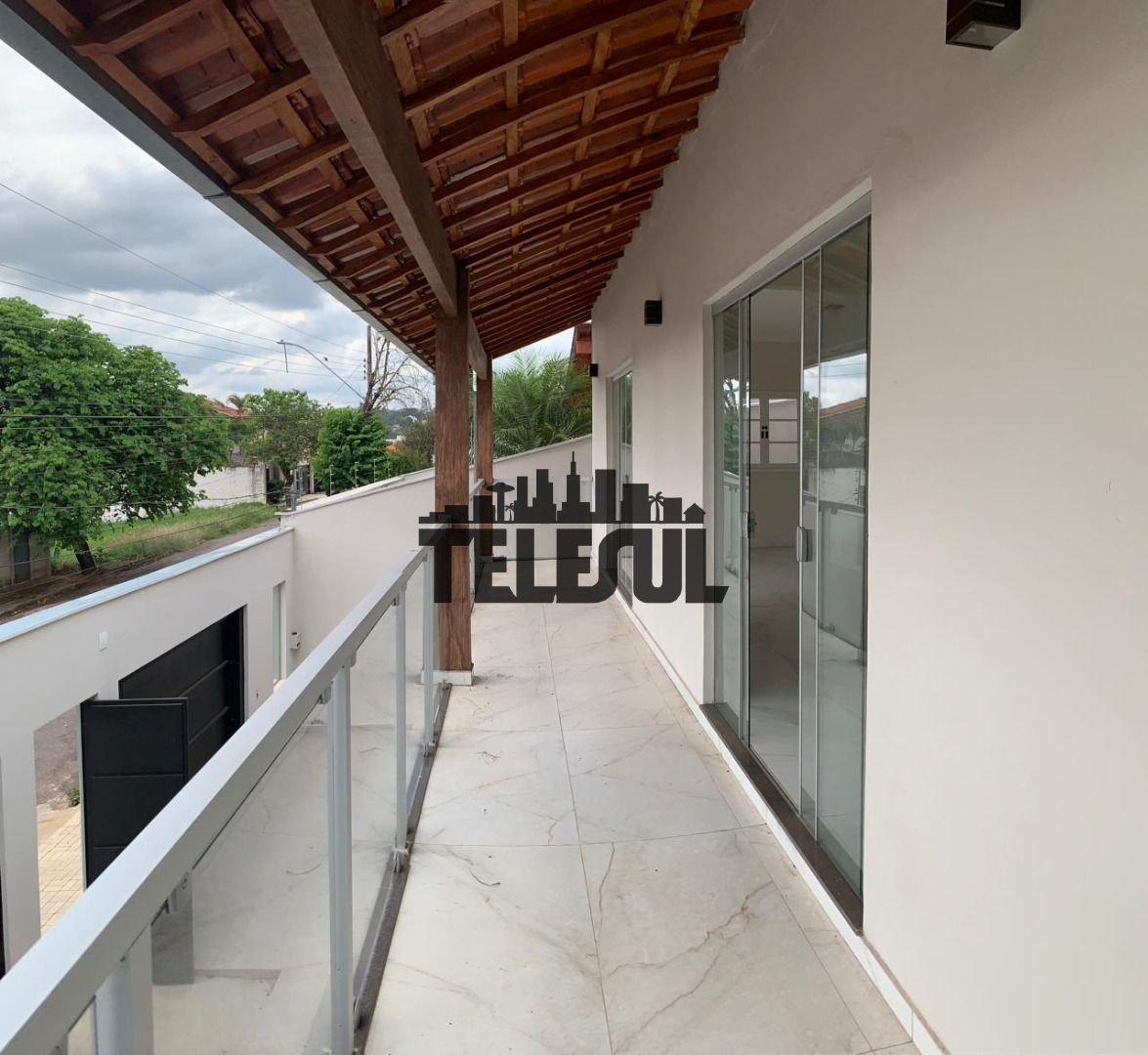 Casa, Santa Luiza, 3 Quartos, 4 Vagas, 2 Suítes