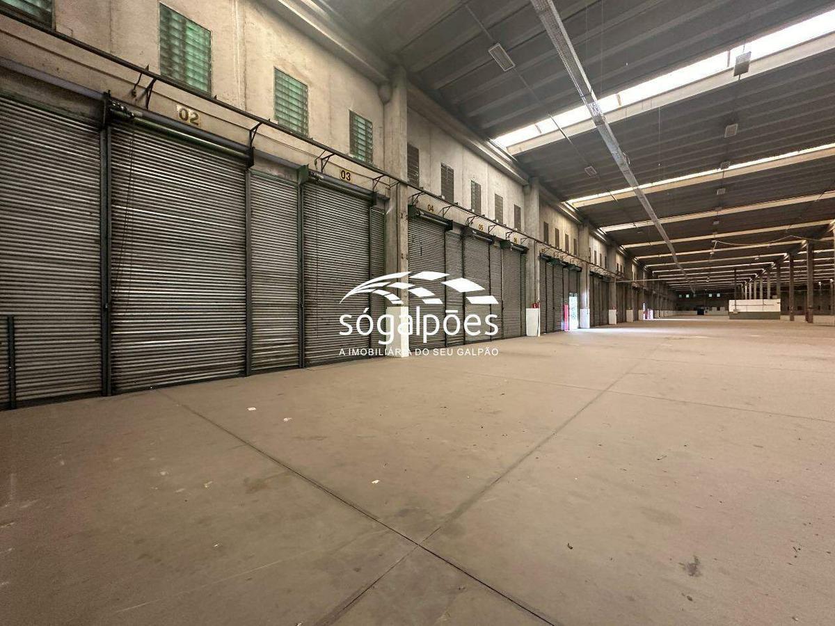 Galpão, Campina Verde, 30 Vagas