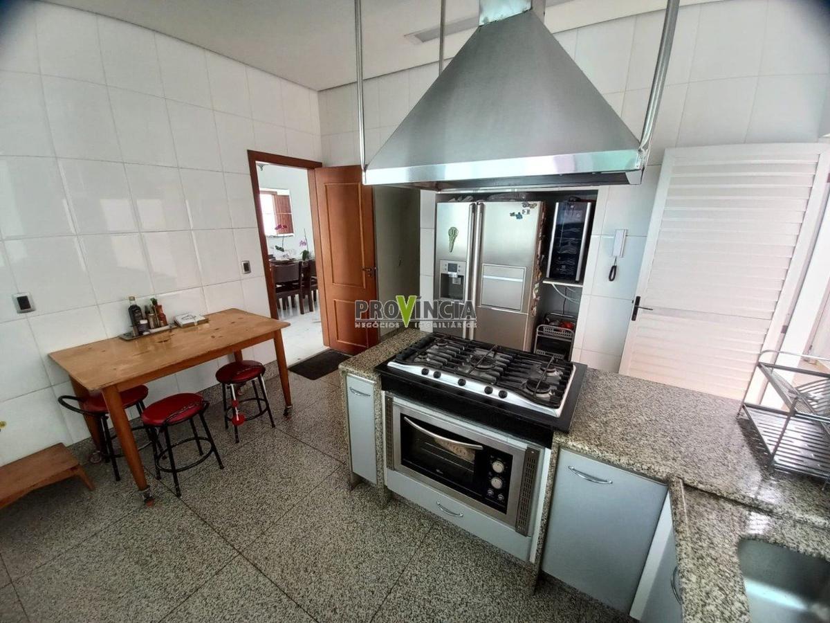 Casa, Mangabeiras, 4 Quartos, 12 Vagas, 2 Suítes