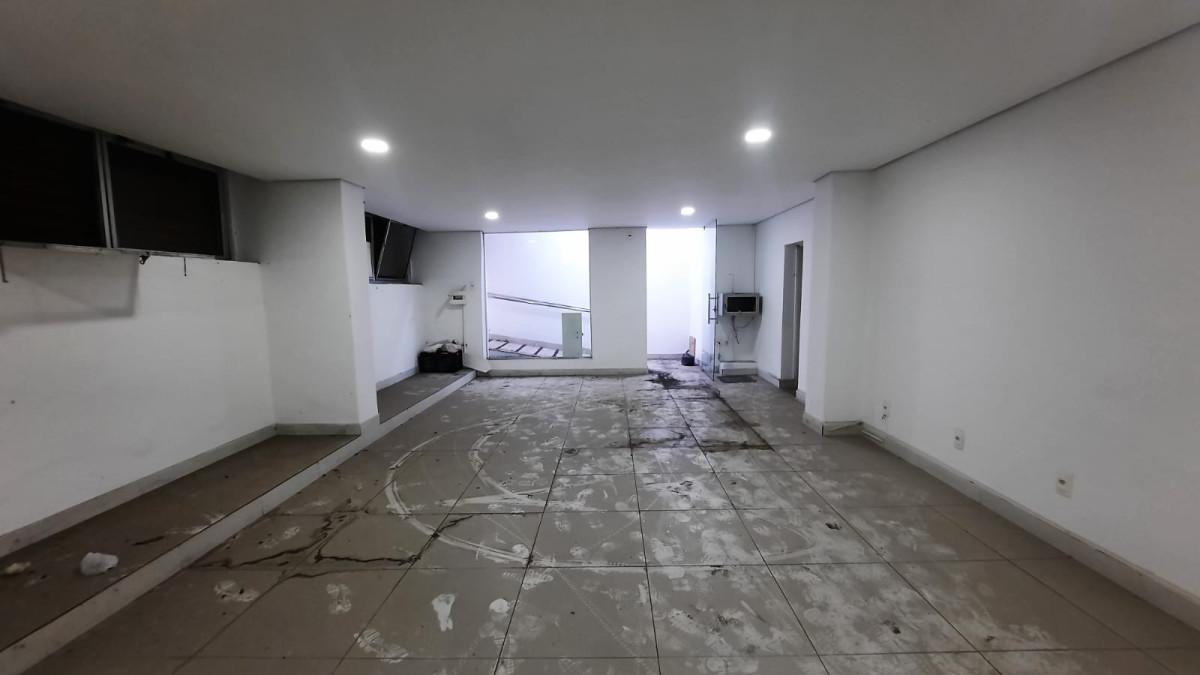 Andar, Centro, 0 Quarto, 0 Vaga