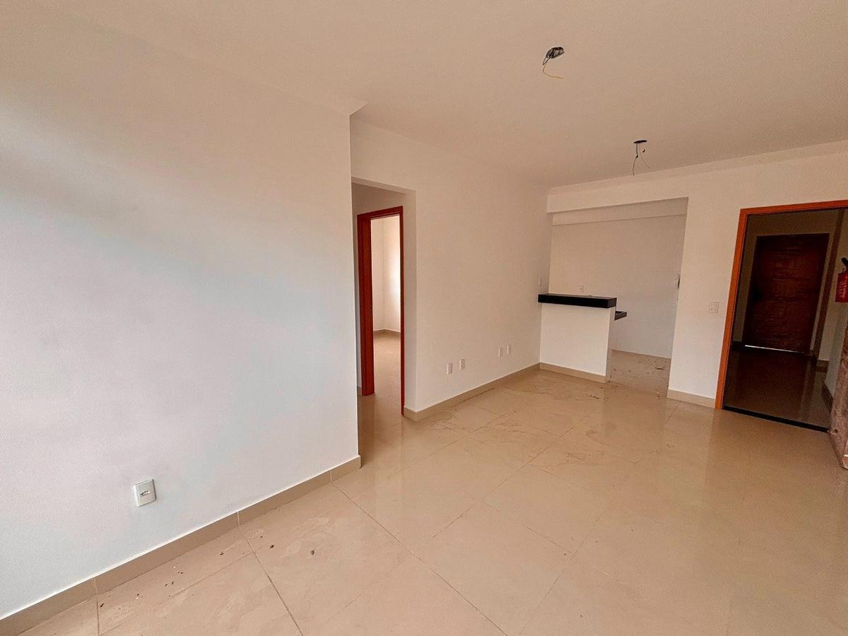 Apartamento, Serrano, 2 Quartos, 1 Vaga