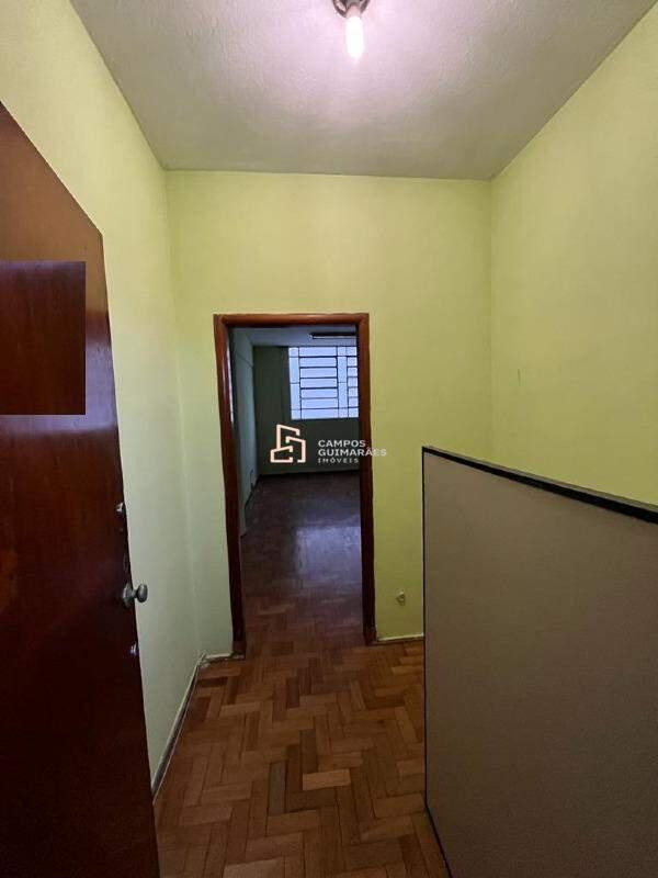 Sala, Centro