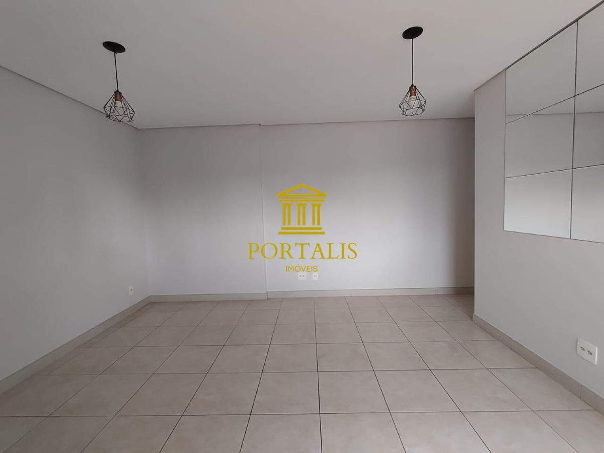 Apartamento, Floresta, 3 Quartos, 1 Vaga, 1 Suíte