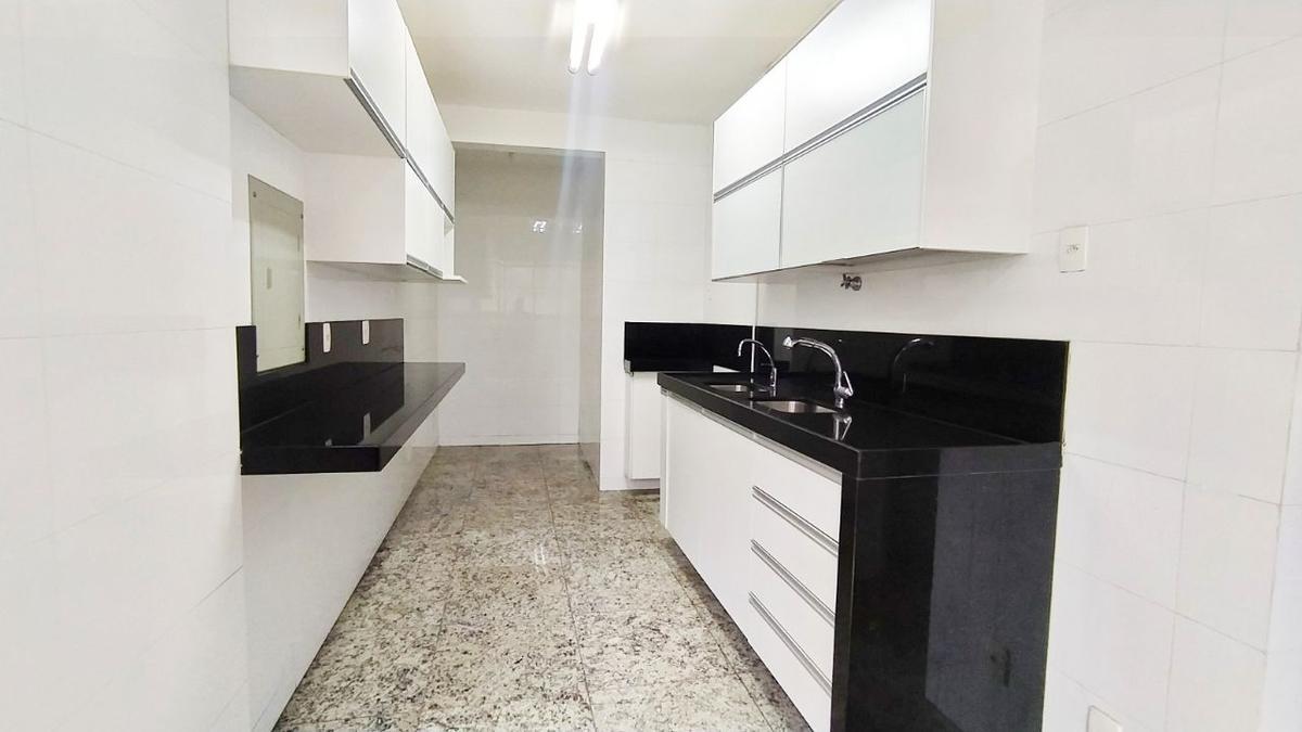 Apartamento, Savassi, 4 Quartos, 2 Vagas, 1 Suíte