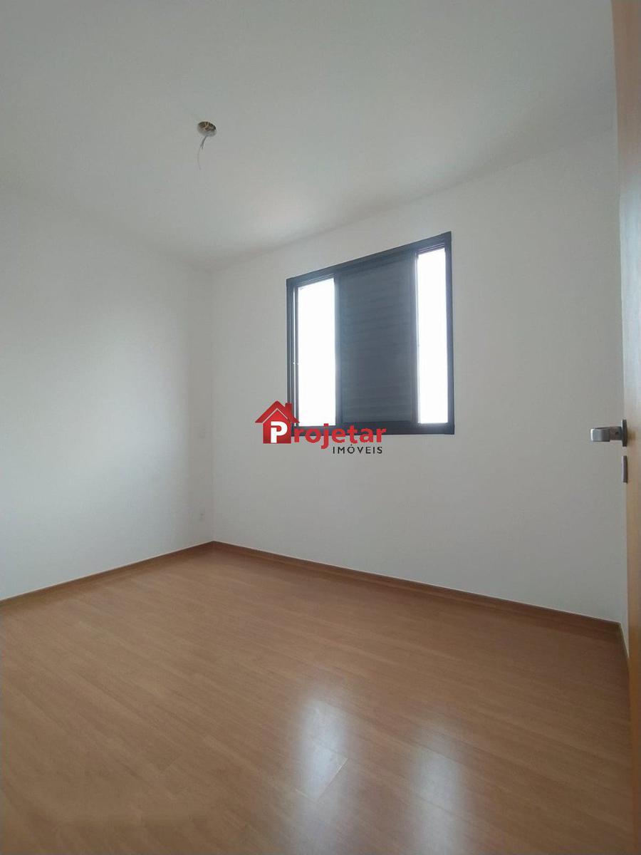 Apartamento, Sagrada Família, 3 Quartos, 2 Vagas, 1 Suíte
