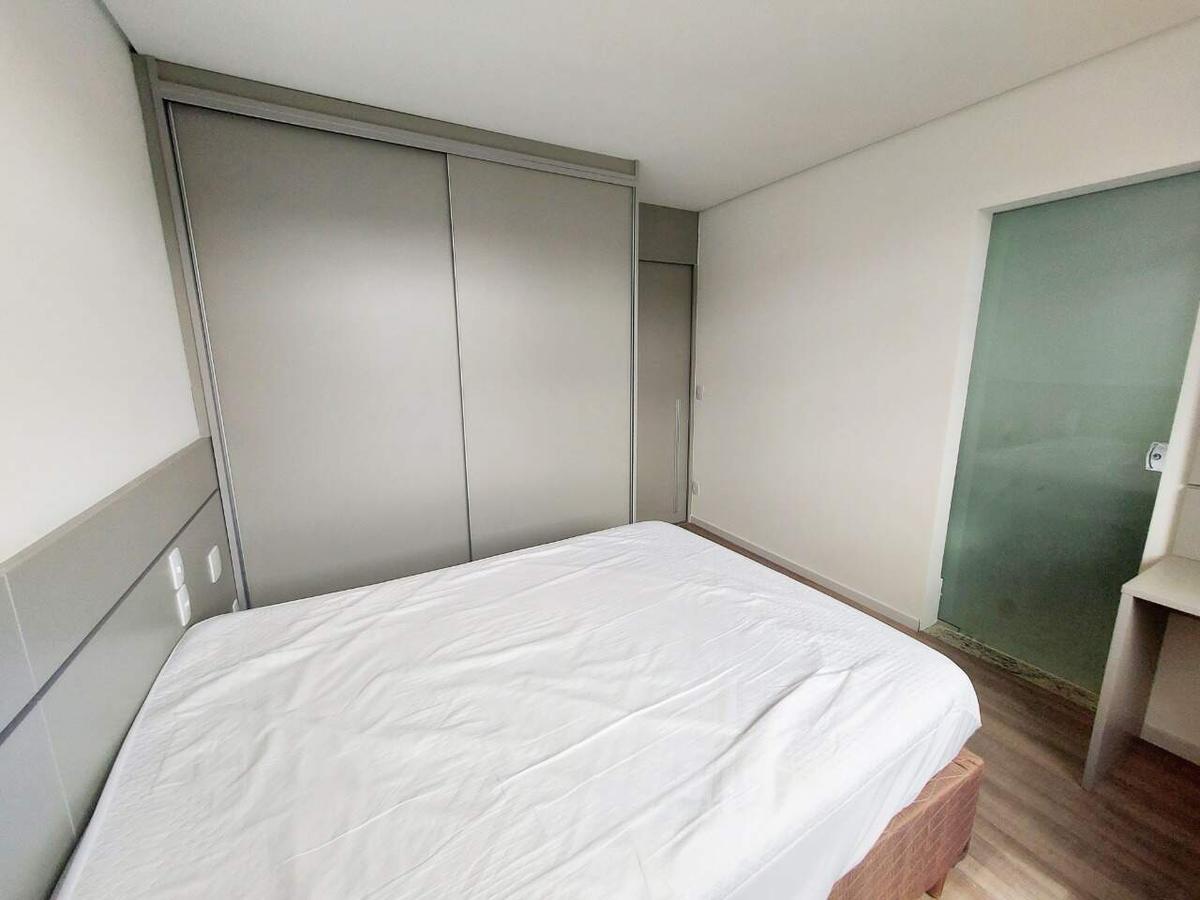 Apartamento, Estoril, 1 Quarto, 1 Vaga, 1 Suíte