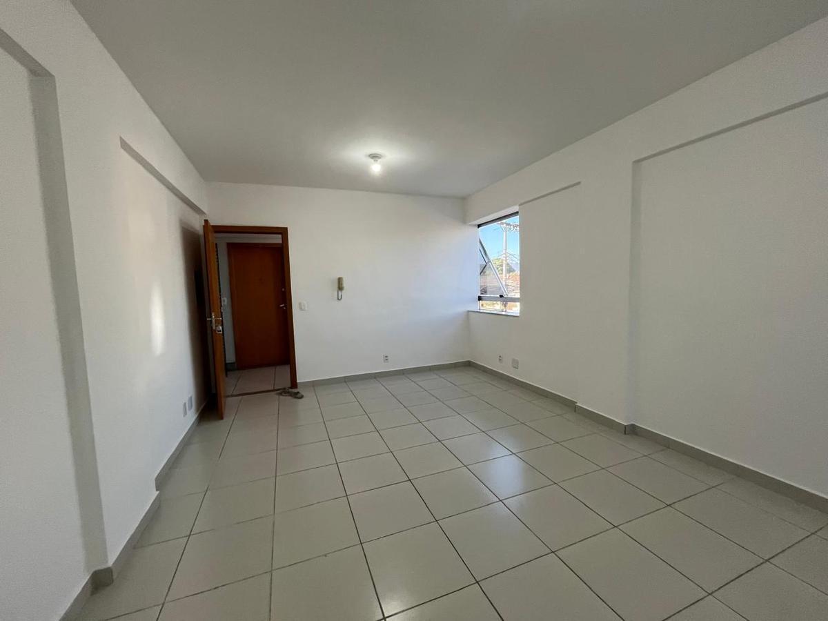 Sala, Padre Eustáquio, 0 Quarto, 1 Vaga