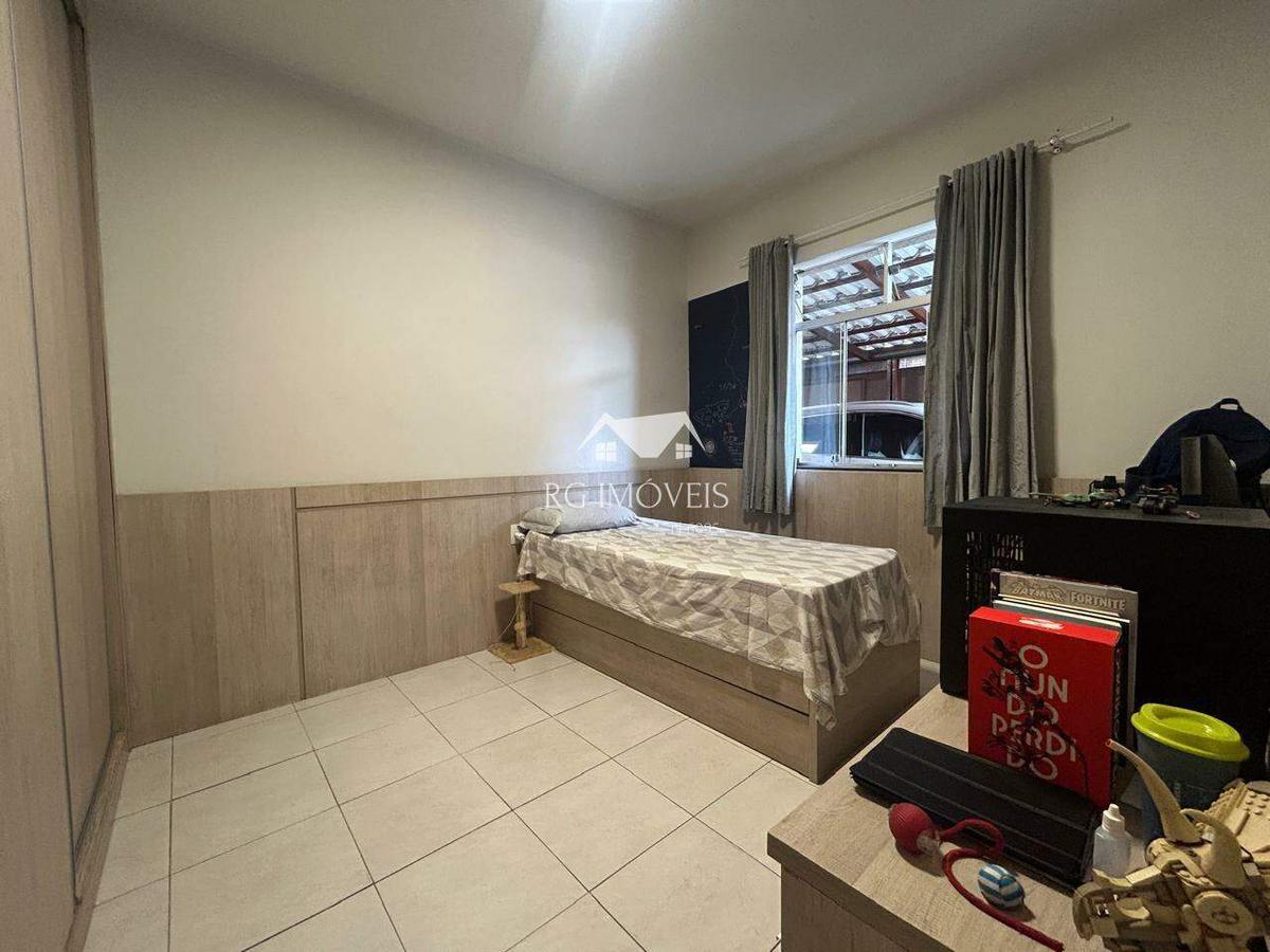 Casa, Eldorado, 3 Quartos, 3 Vagas, 1 Suíte