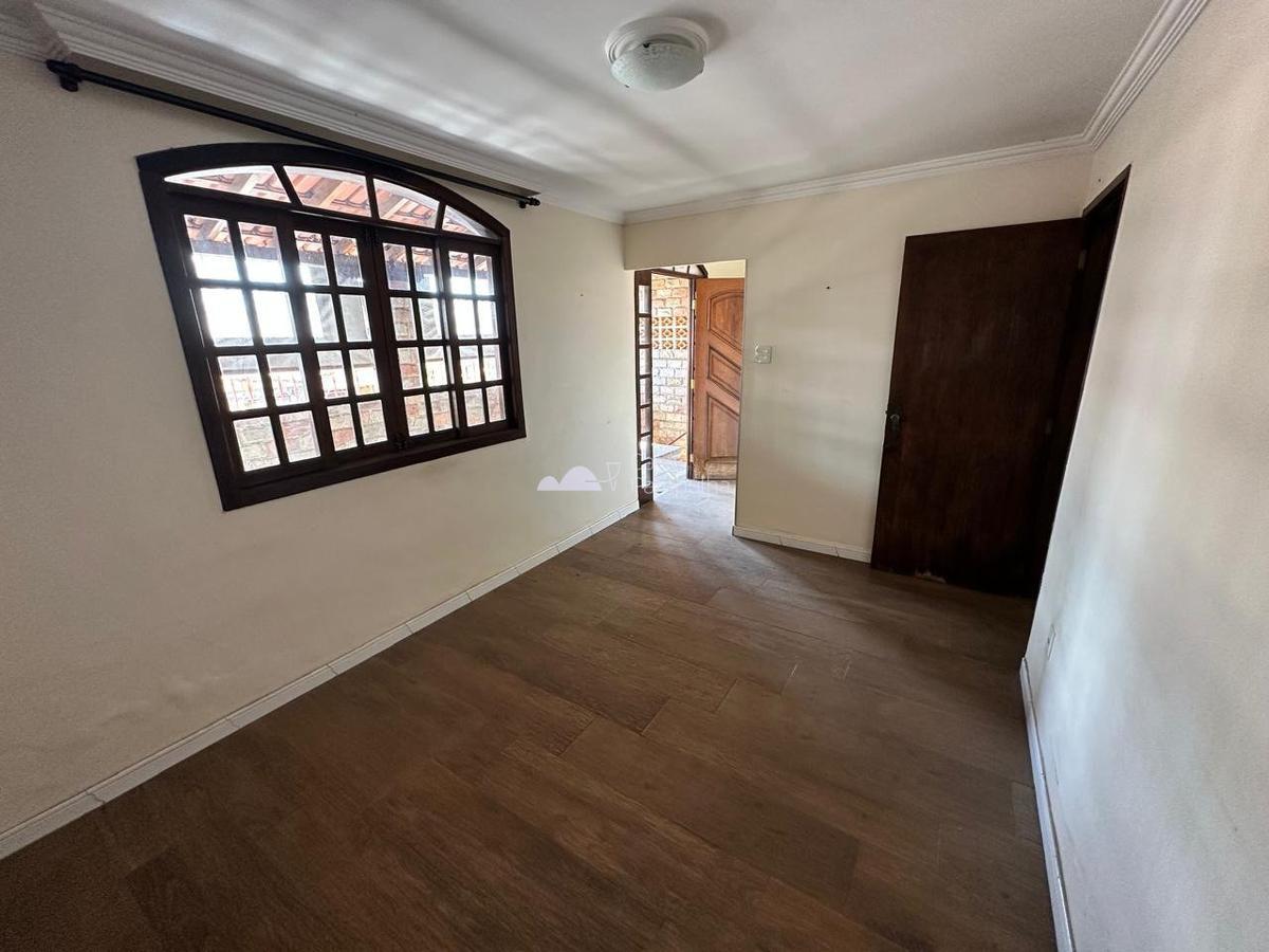 Casa, Conjunto Minascaixa, 5 Quartos, 2 Vagas, 2 Suítes