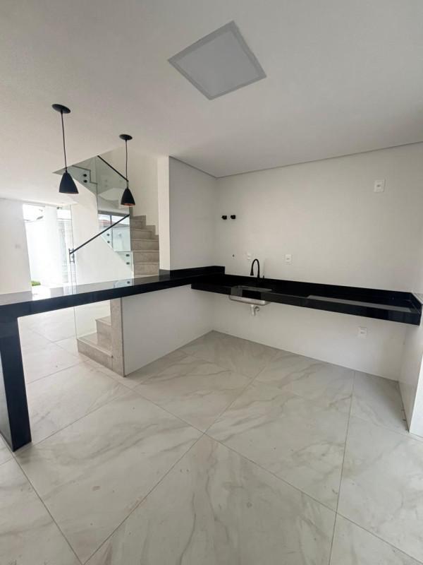 Casa, Planalto, 3 Quartos, 2 Vagas, 1 Suíte