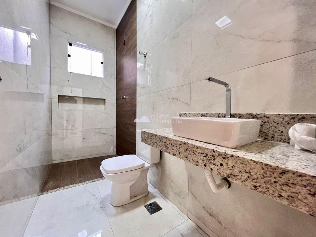 Casa, Conjunto Minascaixa, 3 Quartos, 2 Vagas, 1 Suíte
