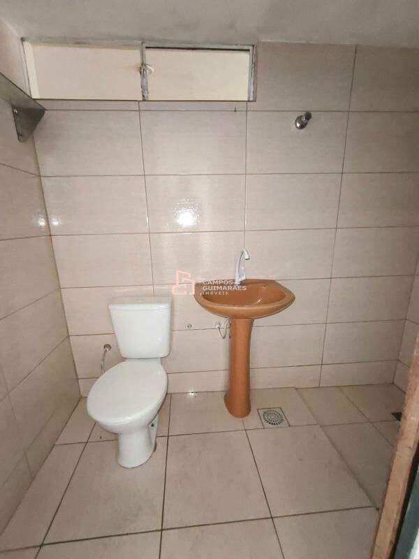 Casa, Conjunto Habitacional Vale do Jatobá, 2 Quartos, 1 Vaga, 1 Suíte