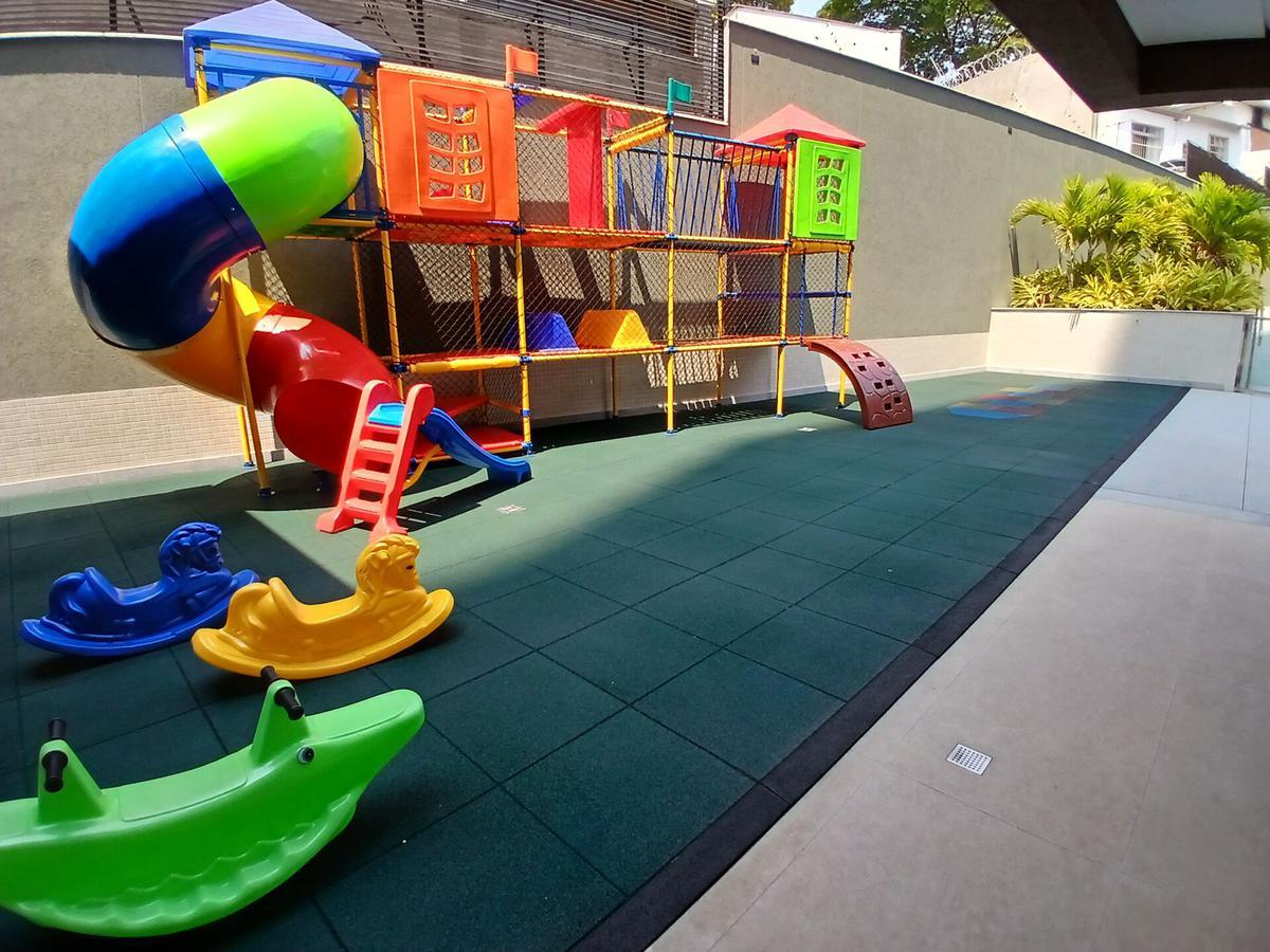 Apartamento, Funcionários, 3 Quartos