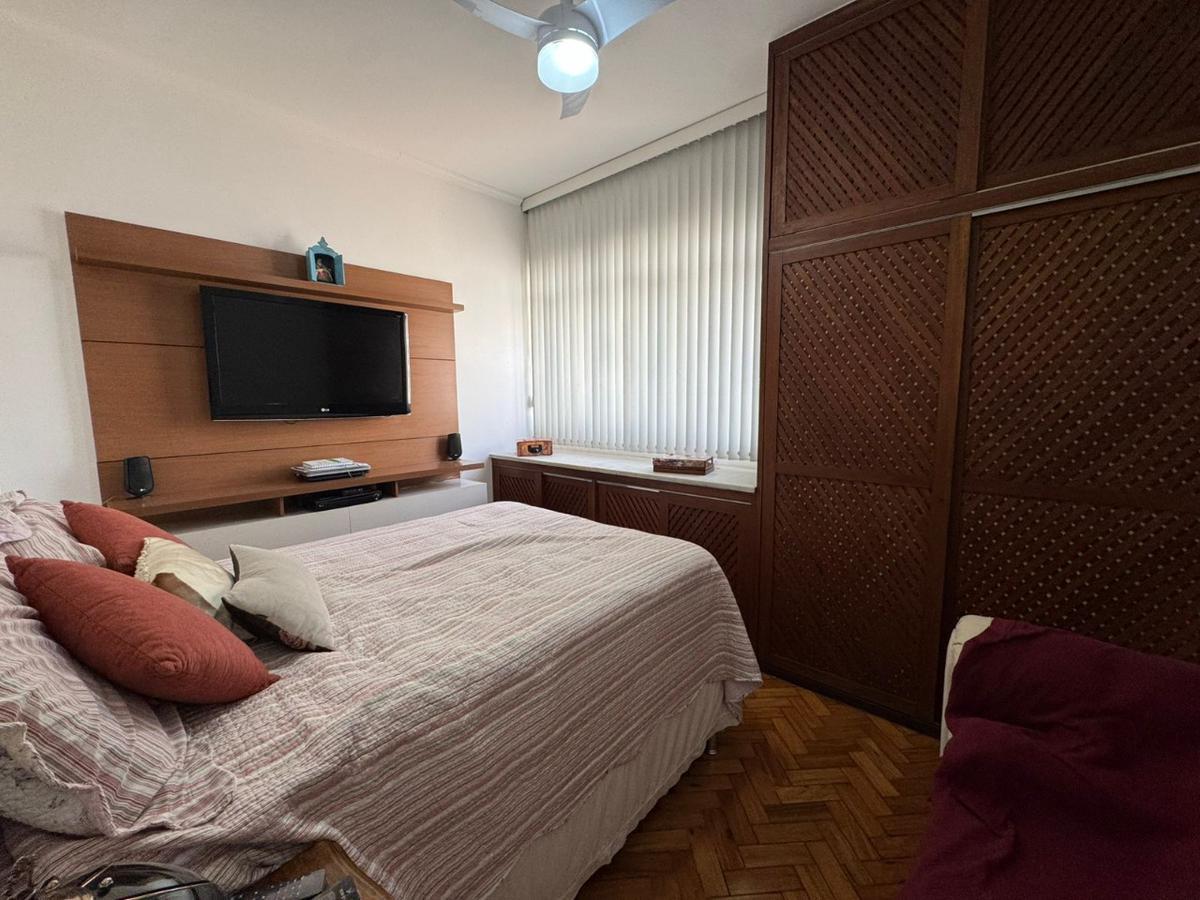 Casa, Sagrada Família, 4 Quartos, 2 Vagas