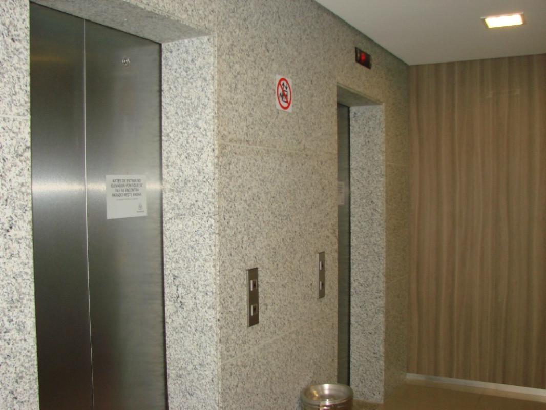 Sala, Barro Preto, 0 Quarto, 1 Vaga