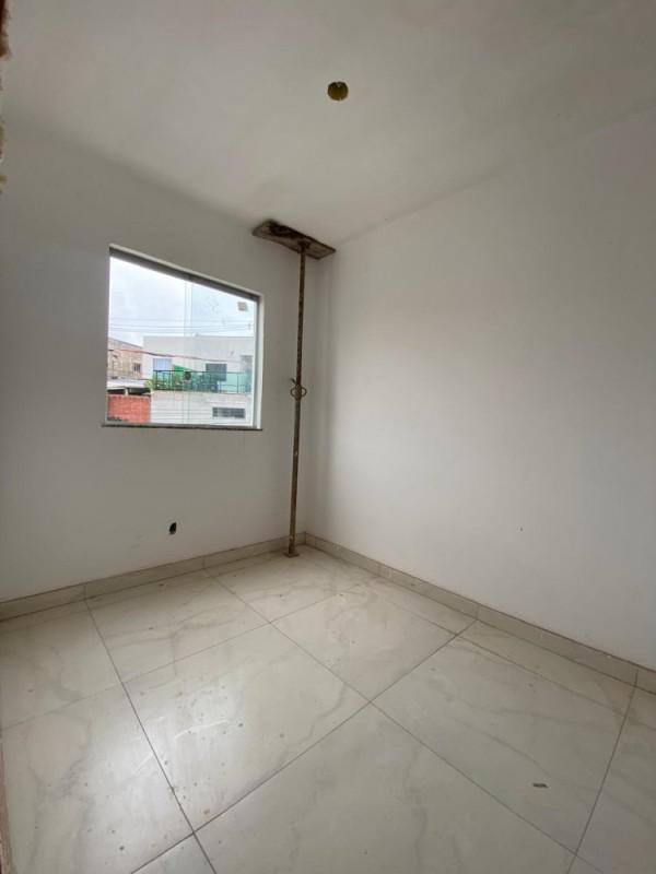 Casa, Jardim das Flores, 2 Quartos, 1 Vaga