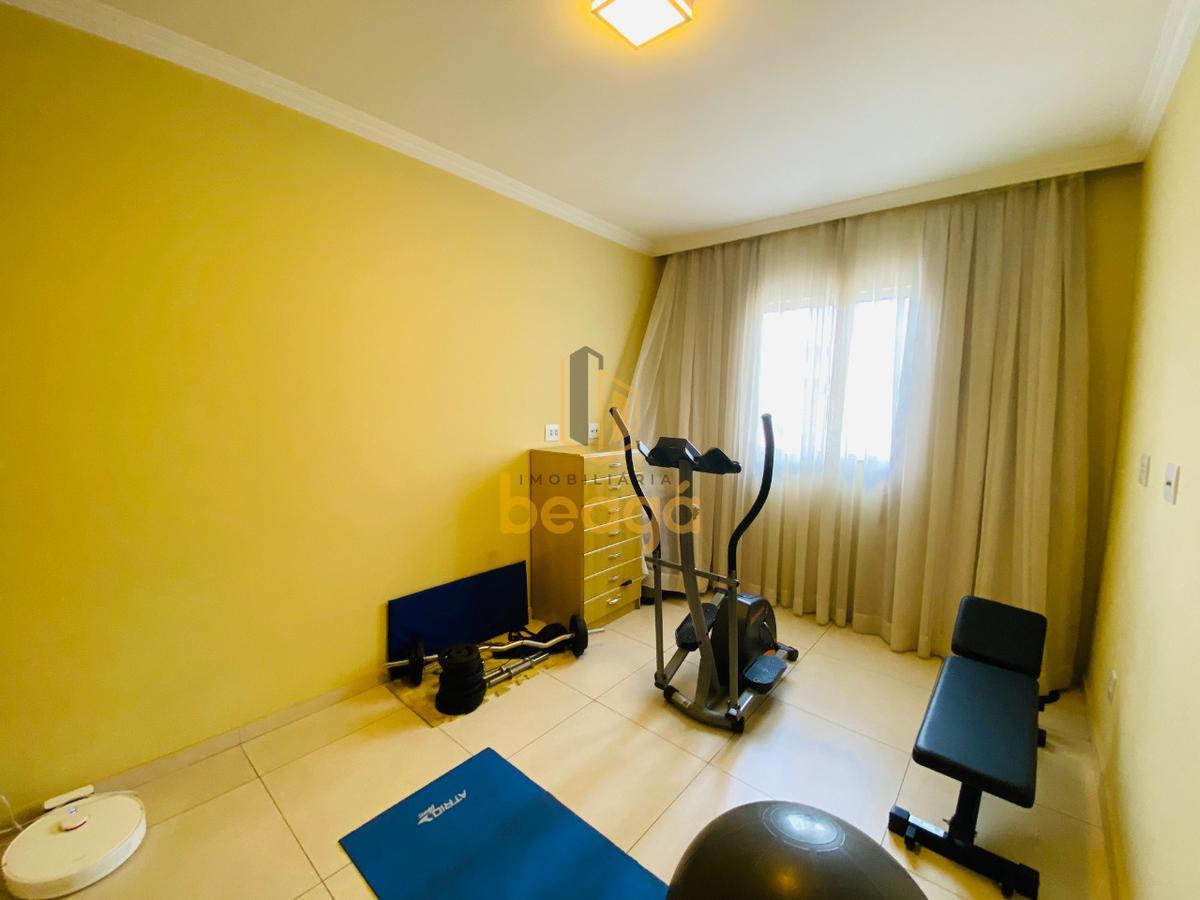 Casa, Novo Glória, 4 Quartos, 5 Vagas, 1 Suíte