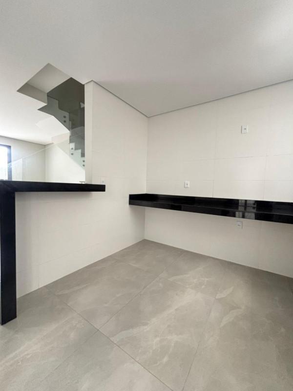Casa, Itapoã, 3 Quartos, 2 Vagas, 1 Suíte