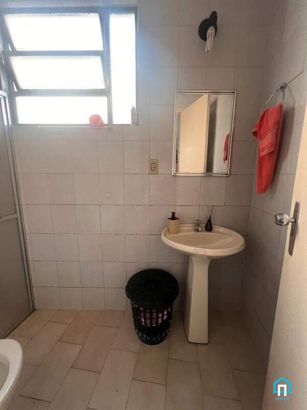 Casa, Centro, 2 Quartos, 1 Vaga, 1 Suíte
