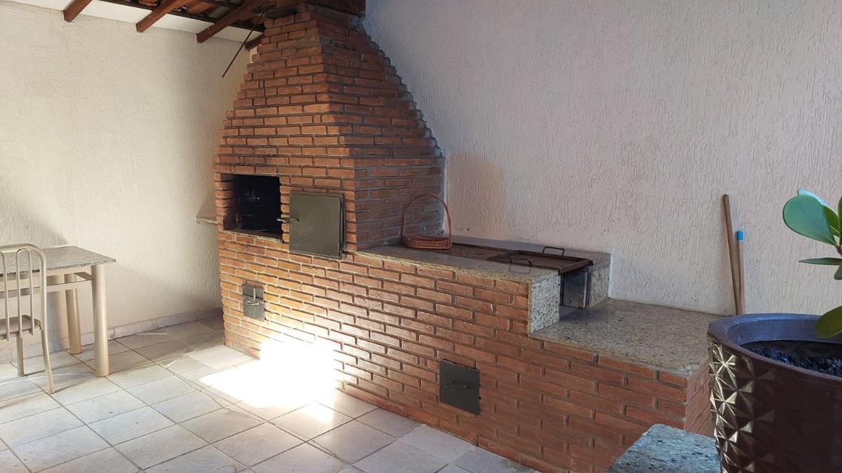Casa, Jardim Europa, 3 Quartos, 3 Vagas, 1 Suíte