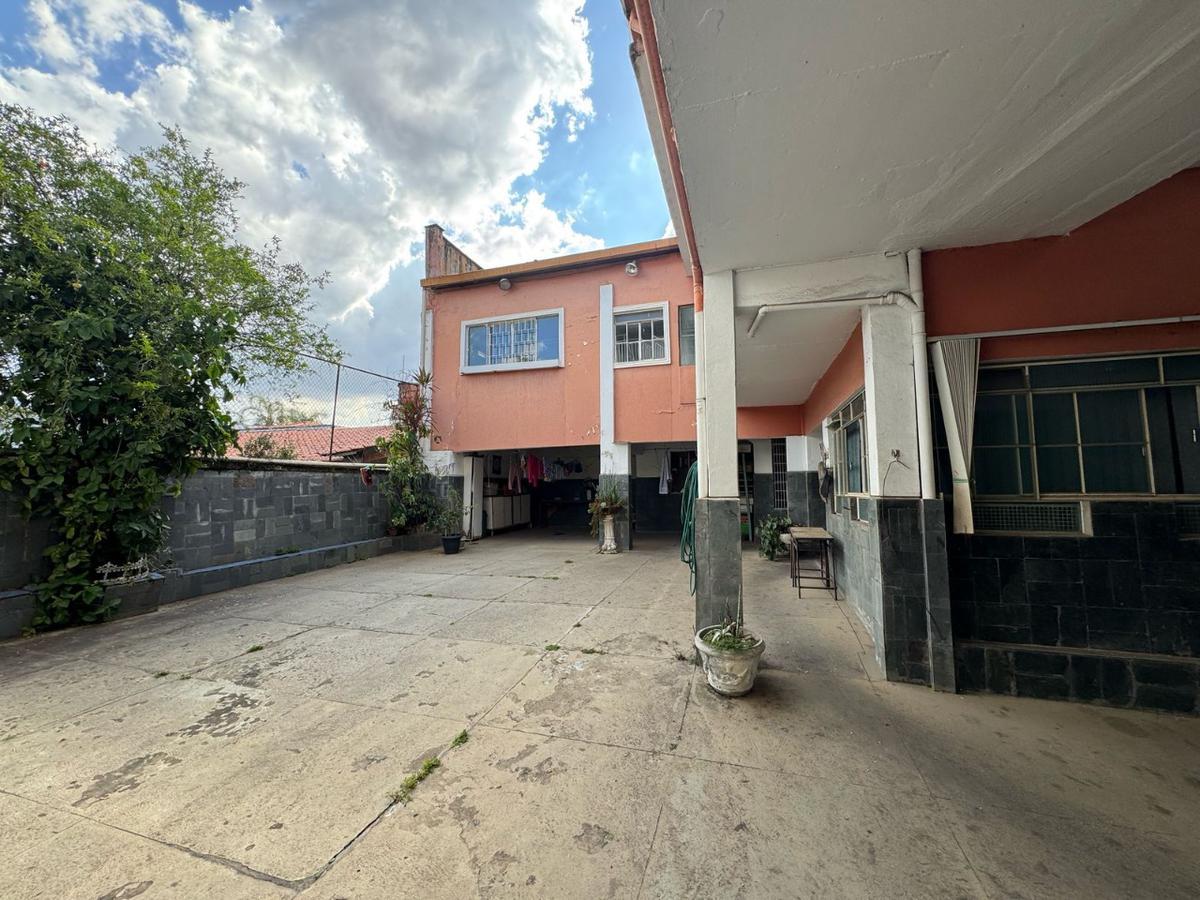 Prédio, Colégio Batista, 4 Quartos, 2 Vagas