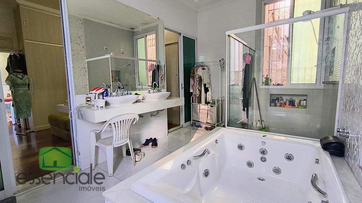 Casa, Novo Eldorado, 4 Quartos, 2 Vagas, 2 Suítes