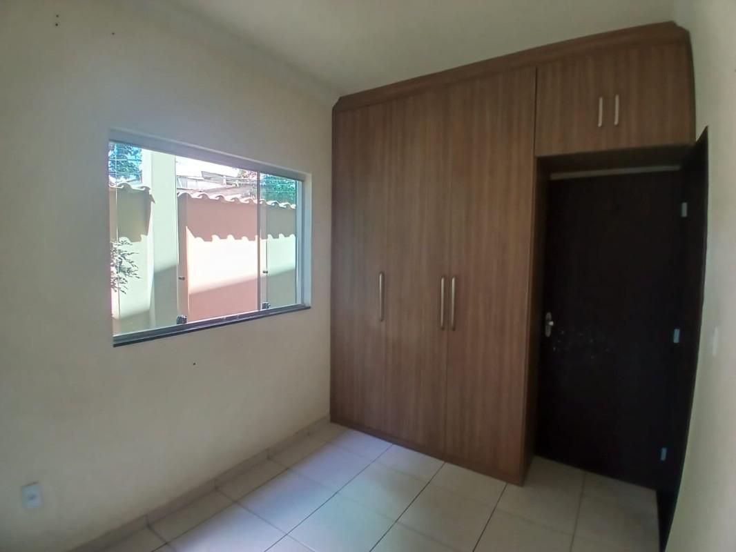 Casa, Piratininga (venda Nova), 3 Quartos, 2 Vagas, 1 Suíte