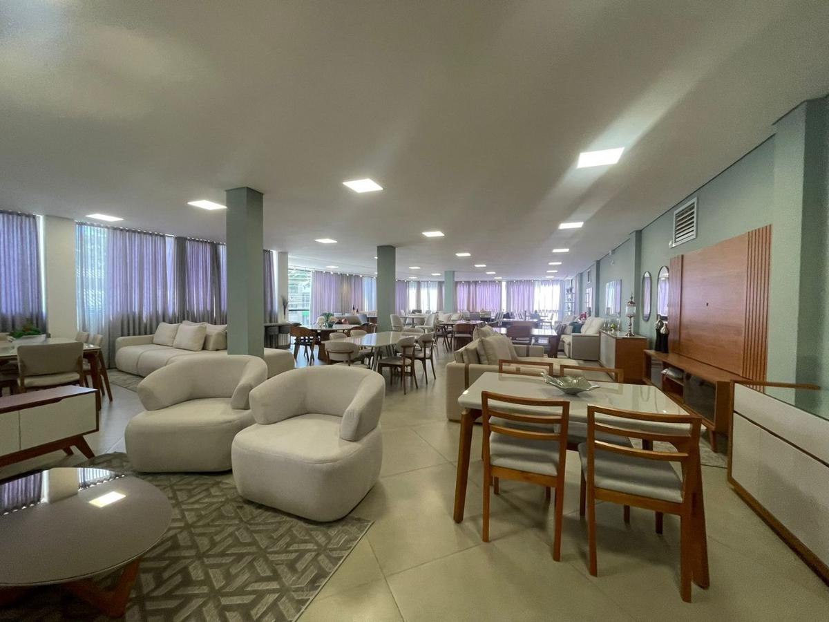 Prédio, Floresta, 0 Quarto, 10 Vagas