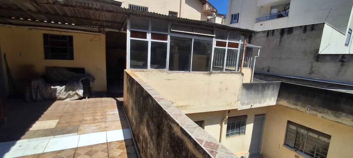 Casa, Nova Granada, 10 Quartos, 0 Vaga