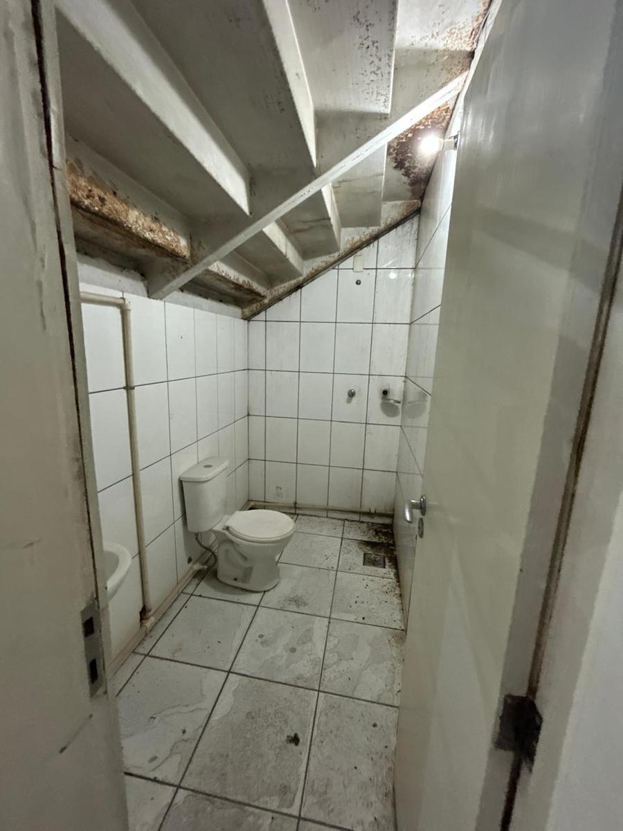 Galpão, Santa Terezinha, 0 Quarto, 5 Vagas