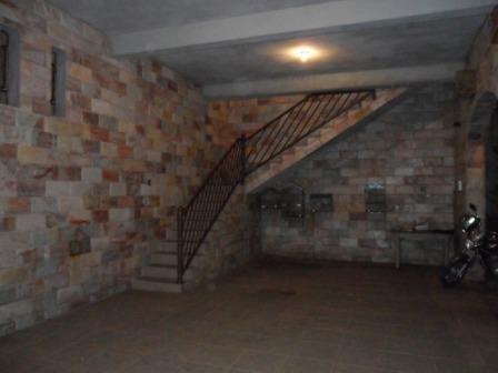 Casa, Jardim dos Comerciários, 3 Quartos, 5 Vagas, 1 Suíte