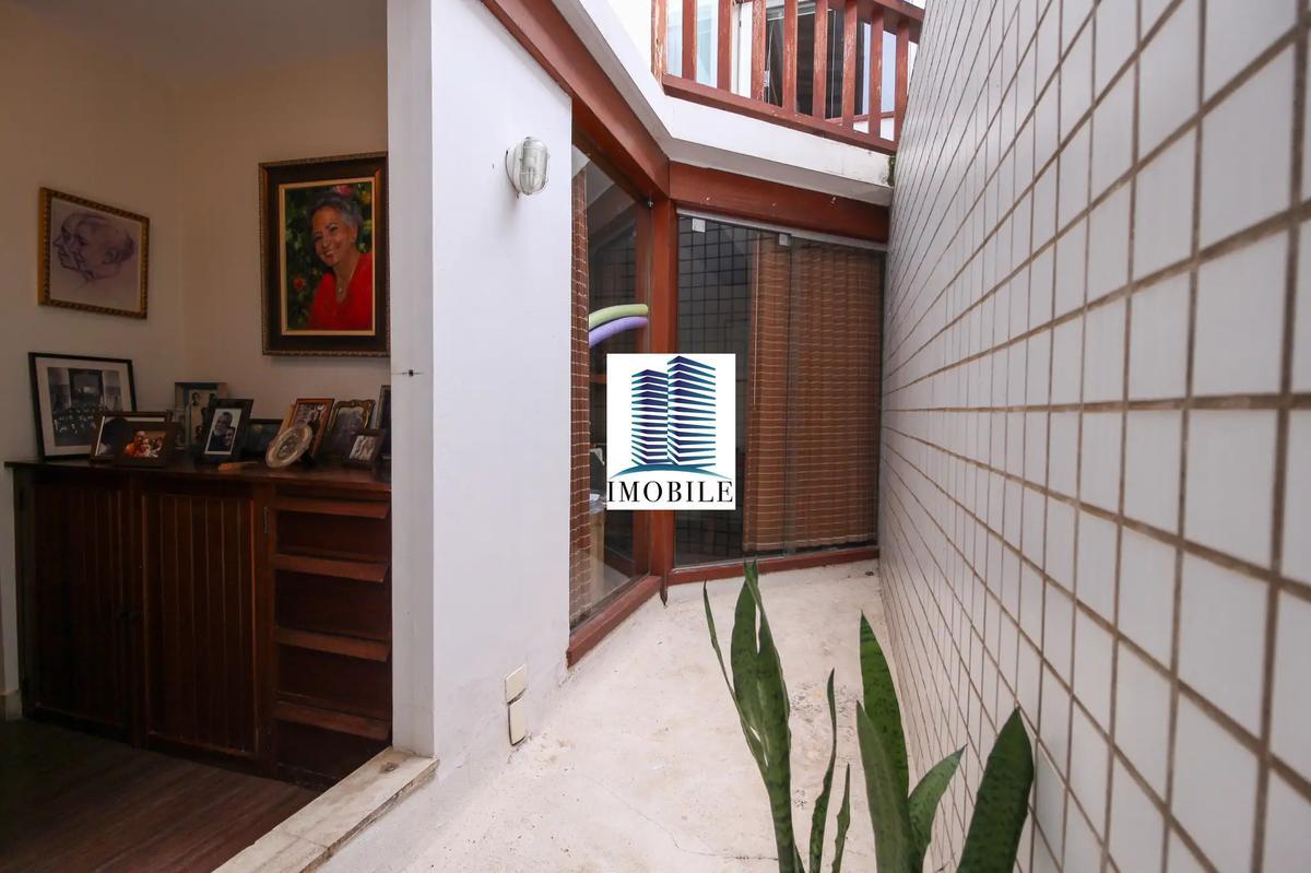 Casa, Serra, 4 Quartos, 5 Vagas, 1 Suíte