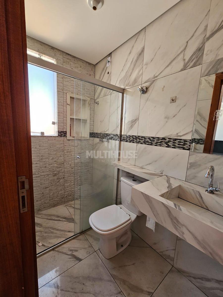 Casa, Santa Mônica, 3 Quartos, 2 Vagas, 1 Suíte