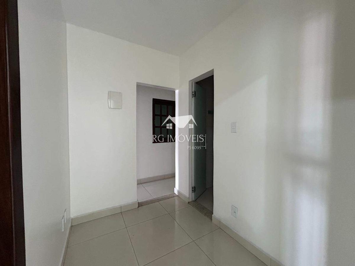 Casa, Teixeira Dias, 4 Quartos, 2 Vagas, 2 Suítes