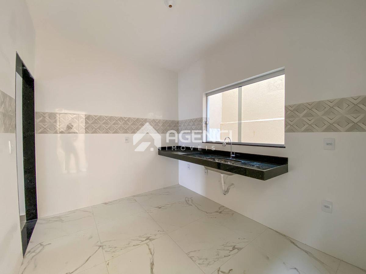 Casa, Cabral, 3 Quartos, 0 Vaga, 1 Suíte