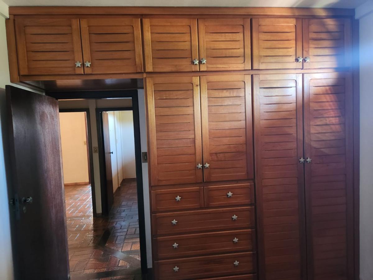 Casa, Novo Itabirito, 3 Quartos, 4 Vagas, 1 Suíte