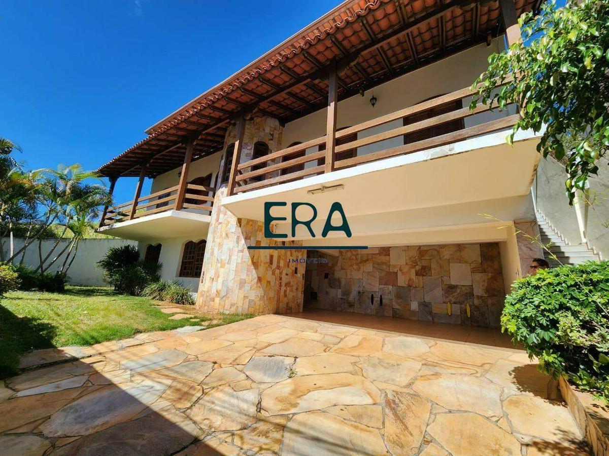 Casa, Santa Lúcia, 5 Quartos, 4 Vagas, 2 Suítes