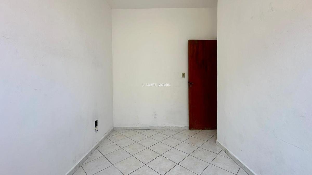 Casa, Fonte Grande, 2 Quartos, 1 Vaga