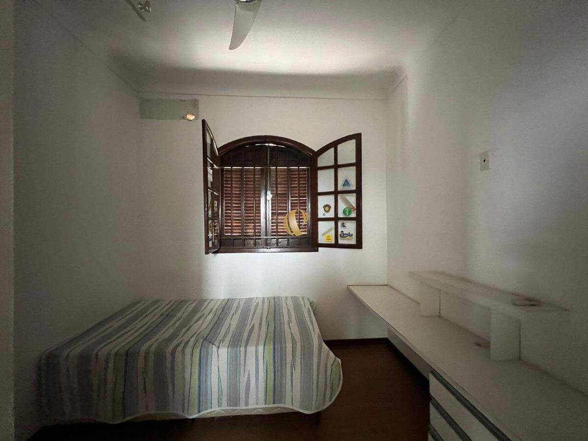 Casa, Centro, 8 Quartos, 3 Vagas