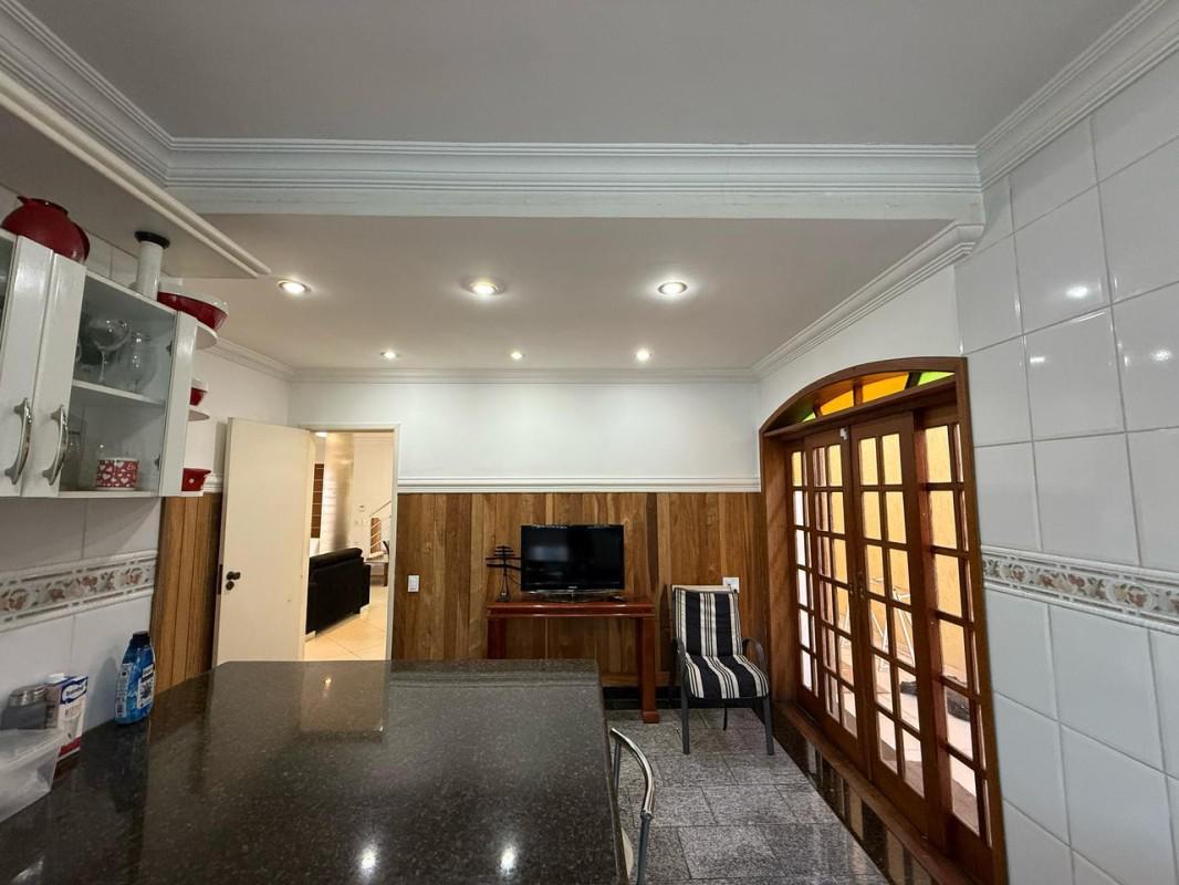 Casa, Itapoã, 4 Quartos, 4 Vagas, 4 Suítes