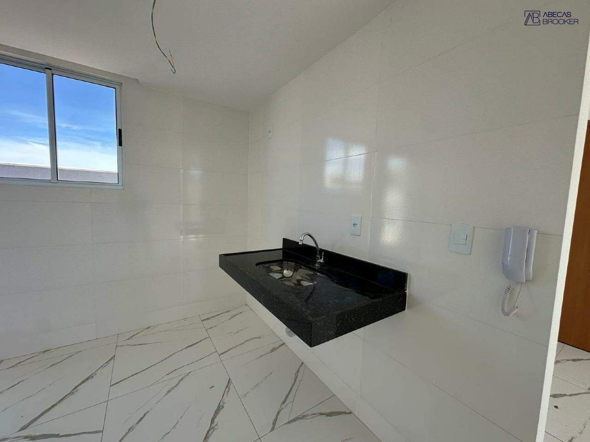 Cobertura, Miramar (barreiro), 3 Quartos, 2 Vagas, 1 Suíte