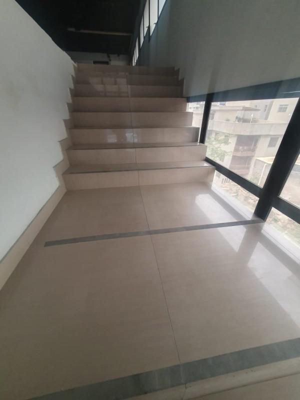 Andar, Estoril, 0 Quarto, 15 Vagas