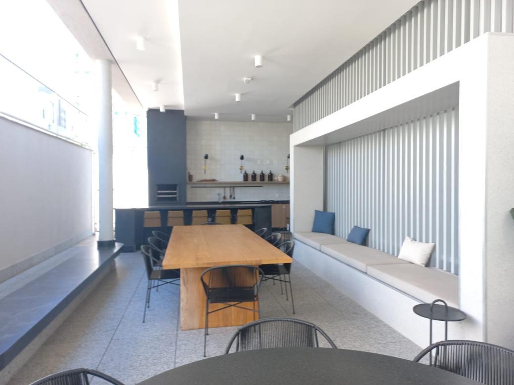 Apartamento, Funcionários, 2 Quartos, 2 Vagas, 2 Suítes
