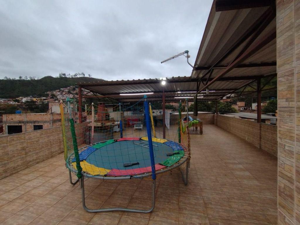 Casa, Mangueiras, 3 Quartos, 4 Vagas, 1 Suíte