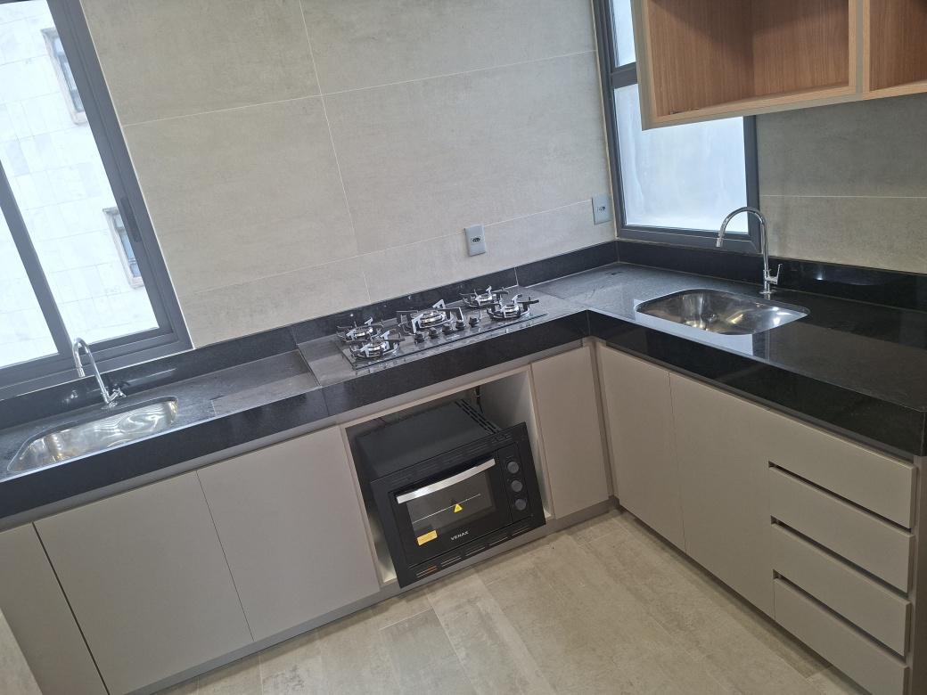Apartamento, Lourdes, 2 Quartos, 2 Vagas, 1 Suíte