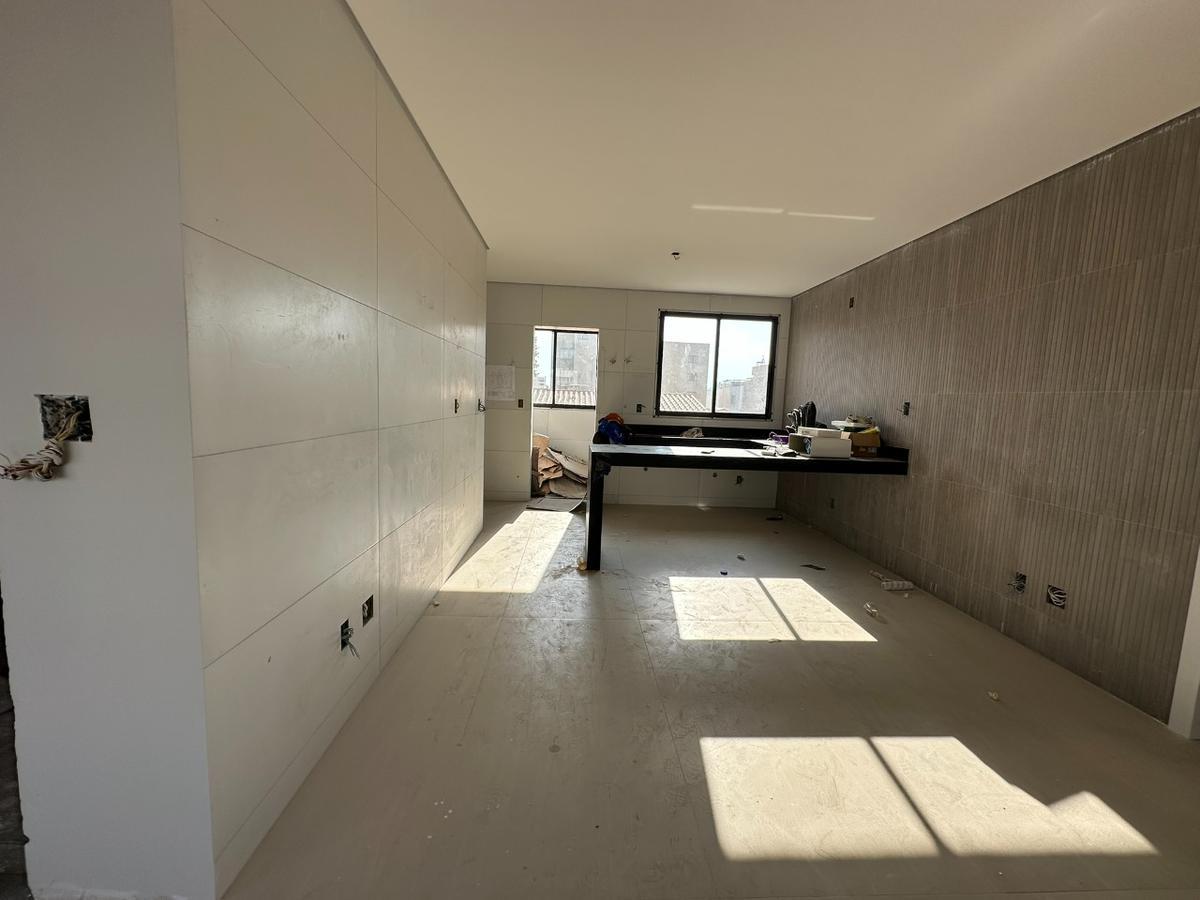 Apartamento, Jaraguá, 4 Quartos, 3 Vagas, 1 Suíte